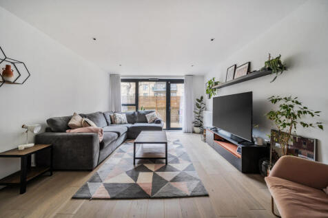 1377085-12-6911cc...