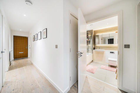 1377085-7-6911cbc...