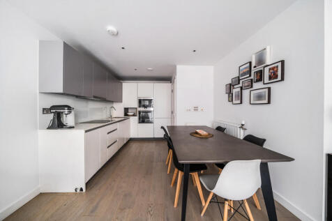 1377085-10-6911cb...