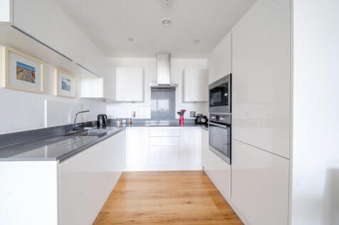 1373473-7-6901e67...