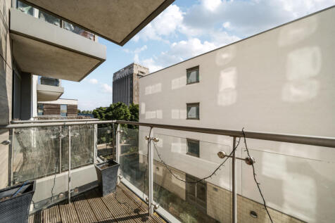 1336942-4-6899c01...