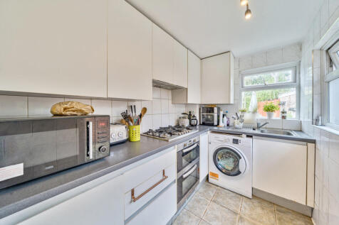 1349753-8-68b9a03...