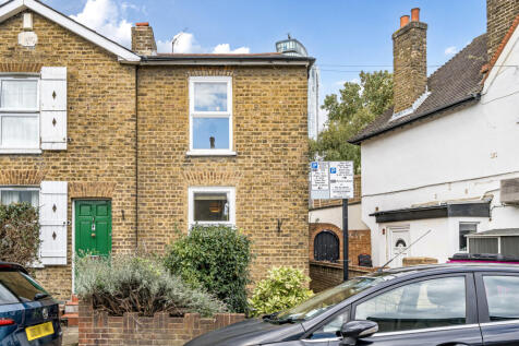 1349753-2-68b99fb...