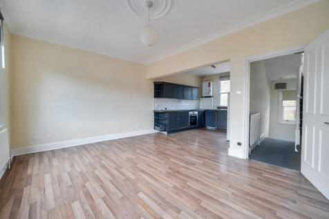 1395373-9-694a8f8...