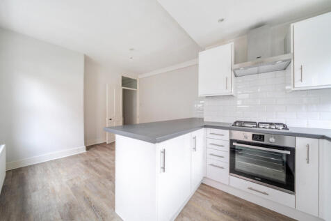 1369025-10-68ee3a...