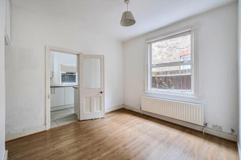 1369022-6-68ee309...