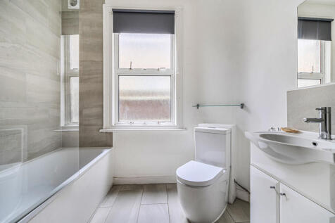 1369022-7-68ee30a...