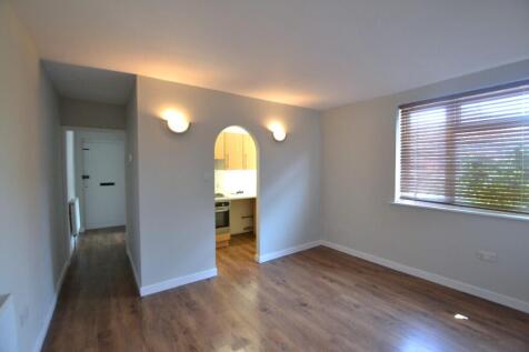 Lounge / Kitchen