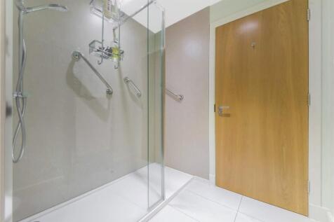 En-Suite Shower