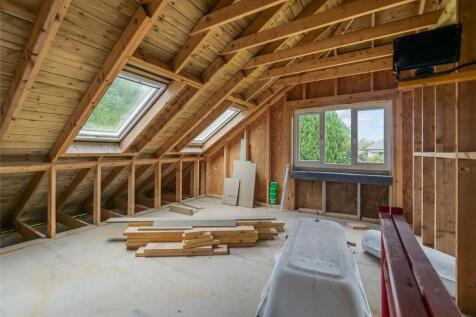 Upstairs Rear