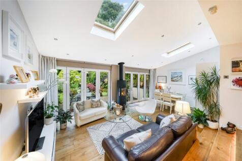 Living/Dining Rooom