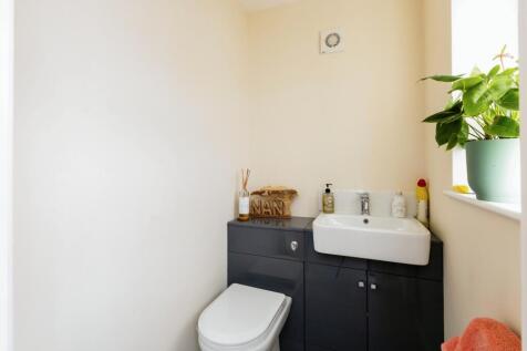 Ground Floor Wc