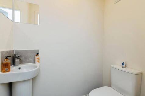 Cloakroom/WC