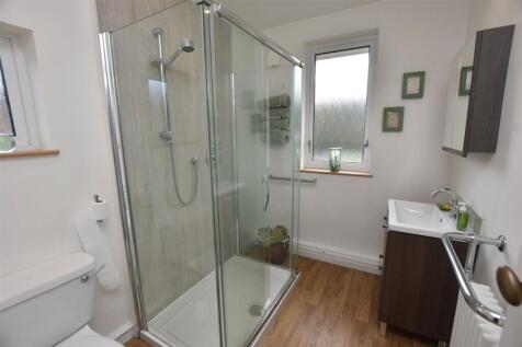 Shower Room 2