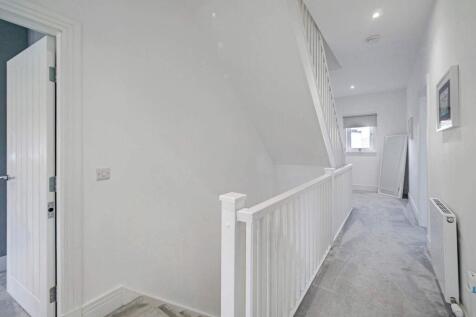 1st Floor Hall