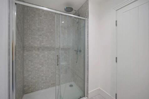 En Suite-Bed 1