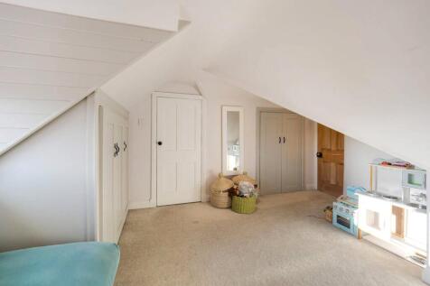 Landing/Playroom