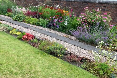 Walled Garden (2024)