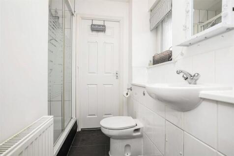 Jack &amp; Jill En Suite