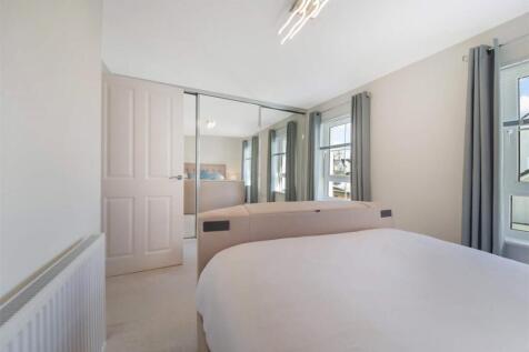 Bed 1