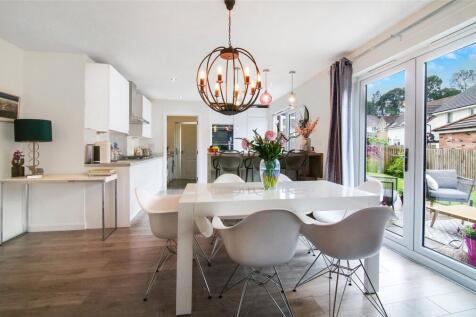 Dining Area/Kitchen