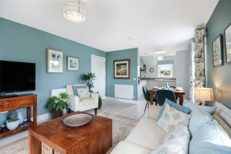 Living Room/Dining