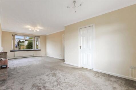 Living Room/Dining