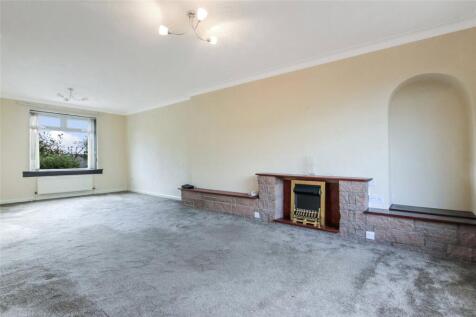 Living Room/Dining