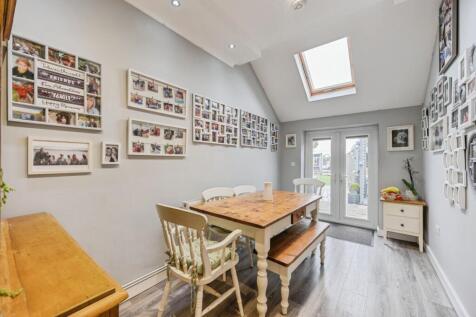 Breakfast Room