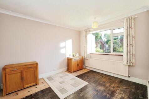 Dining Room/Bed3