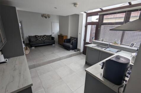 Kitchen/Lounge