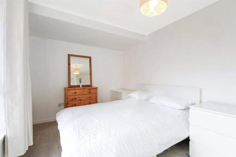 Bedroom 2 (2)
