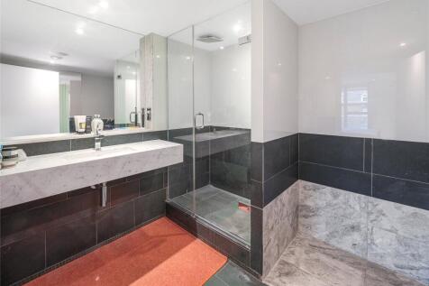 En Suite Shower Room