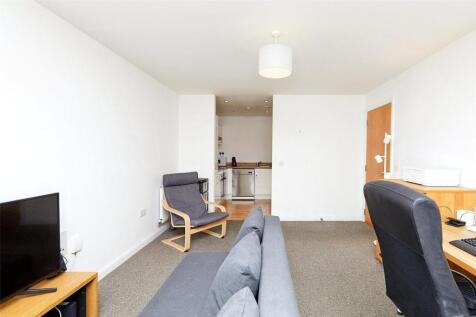 Lounge Kitchen