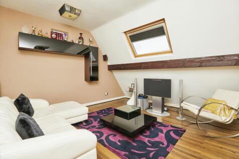 Sitting Area/Bedroom
