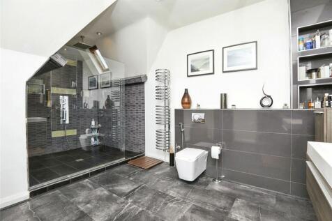 Ensuite Bedroom Two
