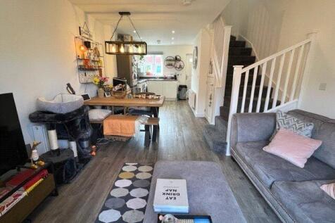 Lounge/Kitchen