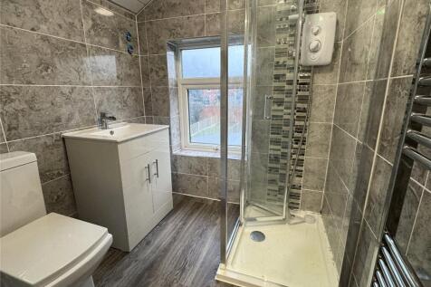 Bedroom Four Ensuite