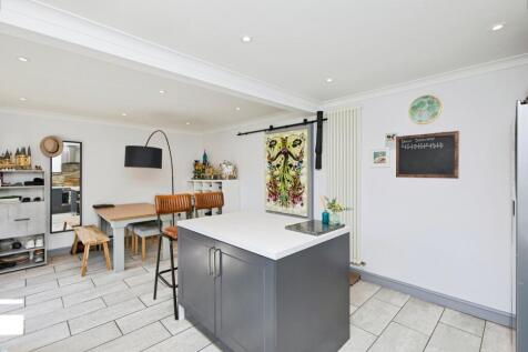 Kitchen/Diing Room