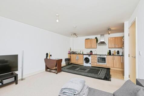 Living Room/Kitchen