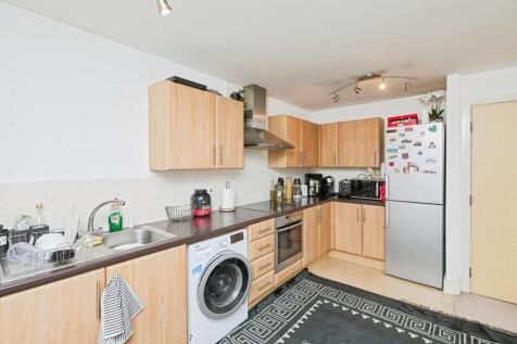 Living Room/Kitchen