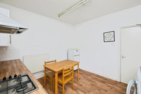 F2 Kitchen/Diner