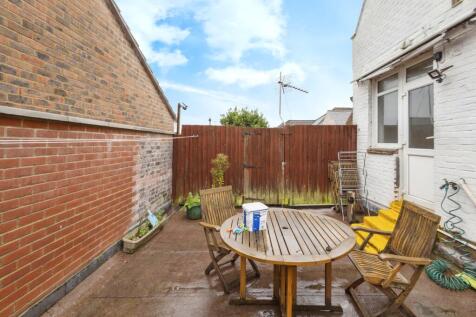 1st Flr Roof Terrace