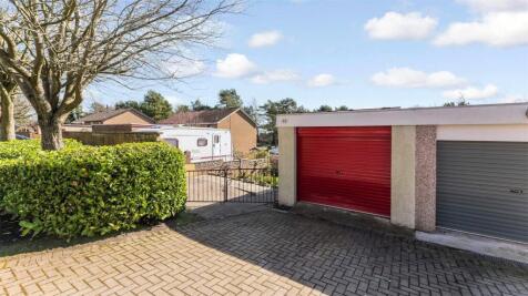Garage/Parking