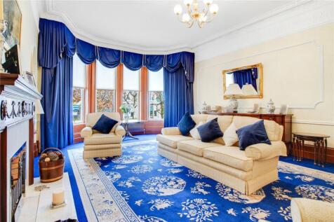 Formal Lounge