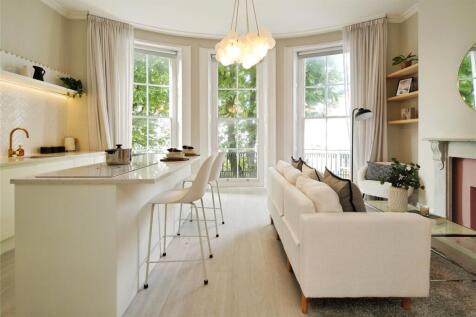 Living / Kitchen