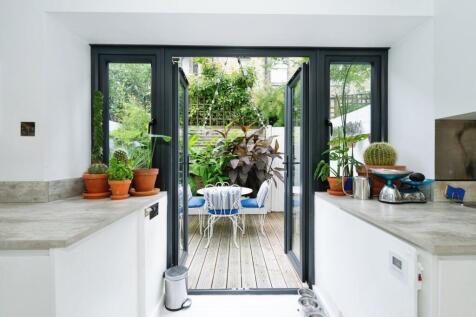 Kitchen / Garden