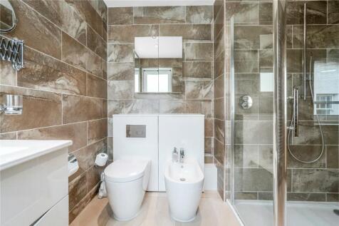 Master En-Suite