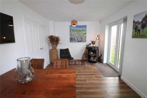 Family/Diner/Kitchen