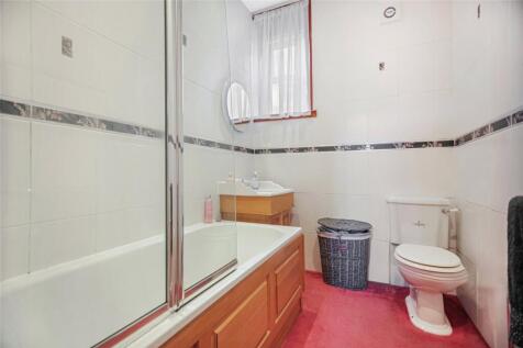 Gr Floor Bathroom